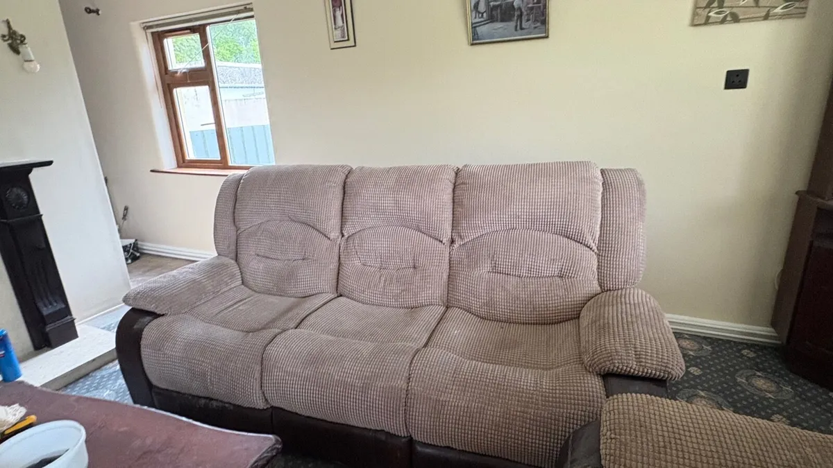 Couch Set - Image 4