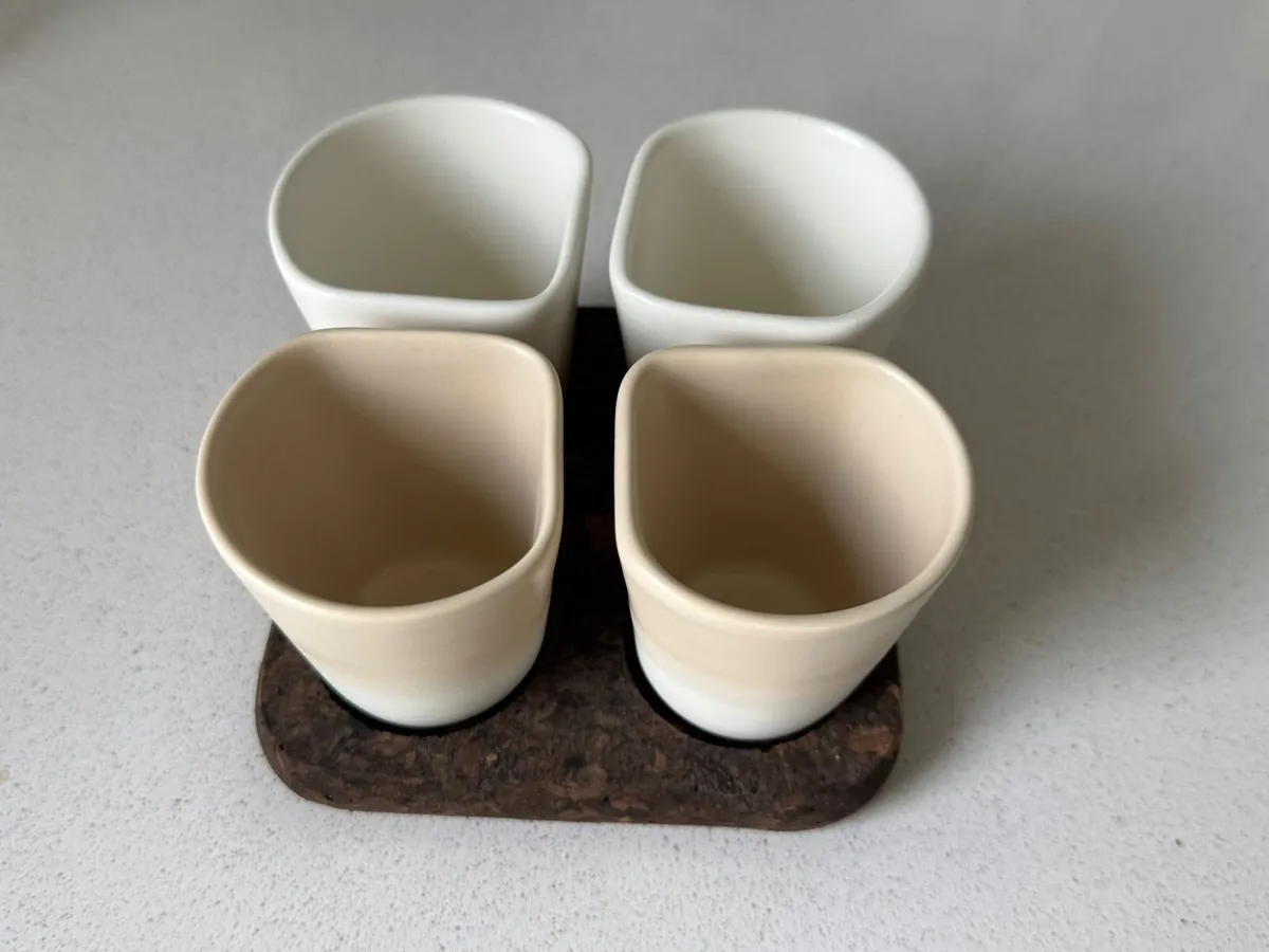 Dedal Portugal Ceramic Cups x4 with Cork Tray - Image 2
