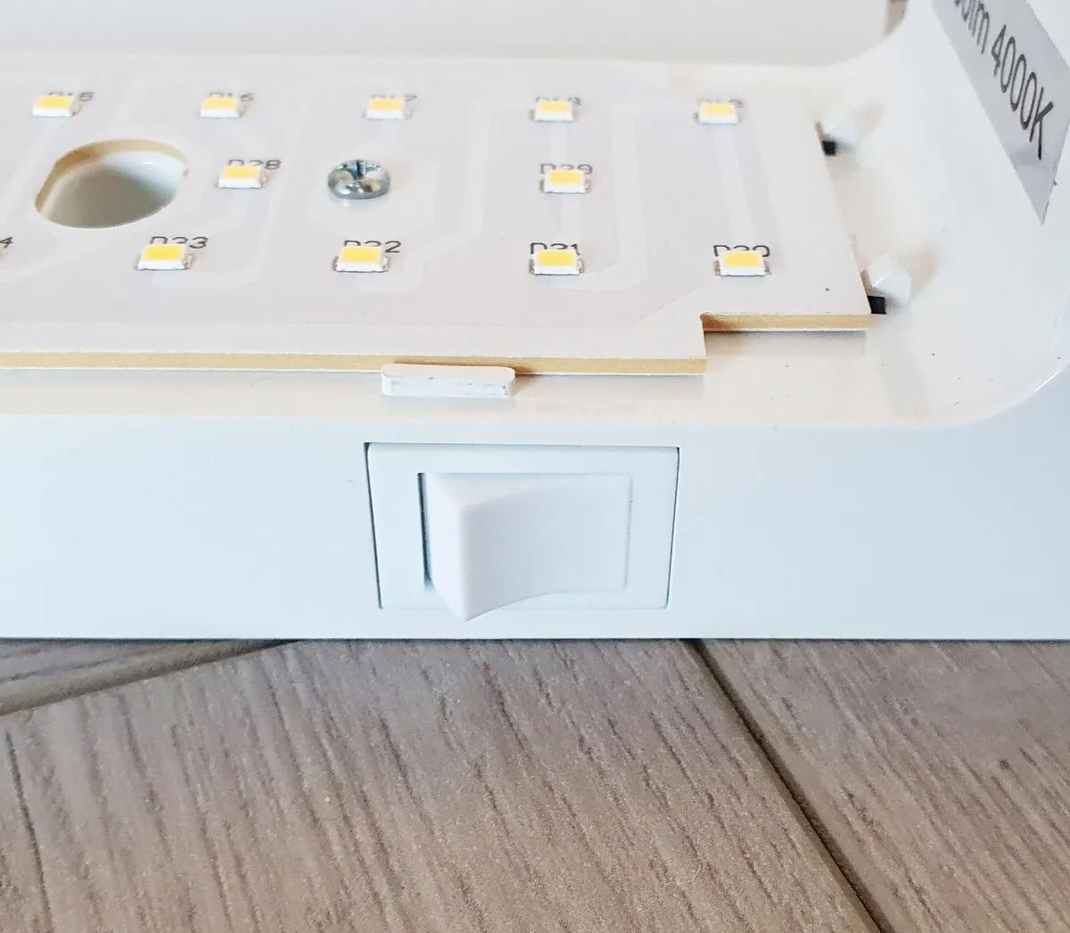 LED Bathroom Shaver Light - Image 3