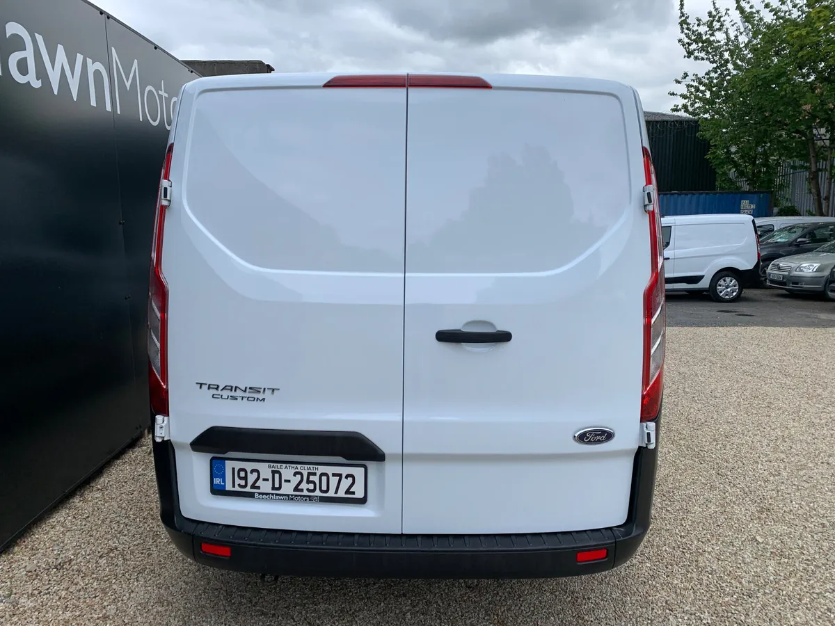FORD TRANSIT CUSTOM 2.0 TDCI 105 PS SWB - Image 4