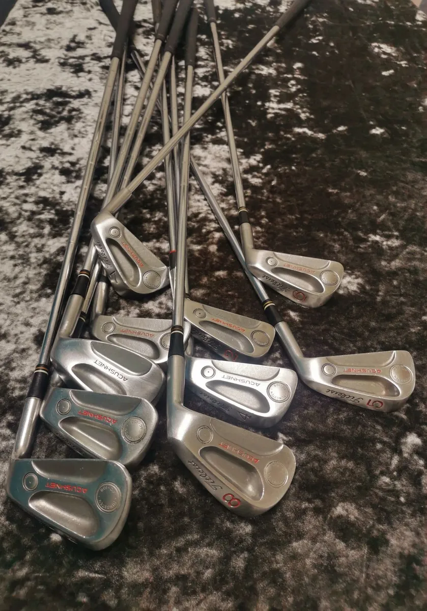 Titleist Acushnet Irons 2-PW - Image 3