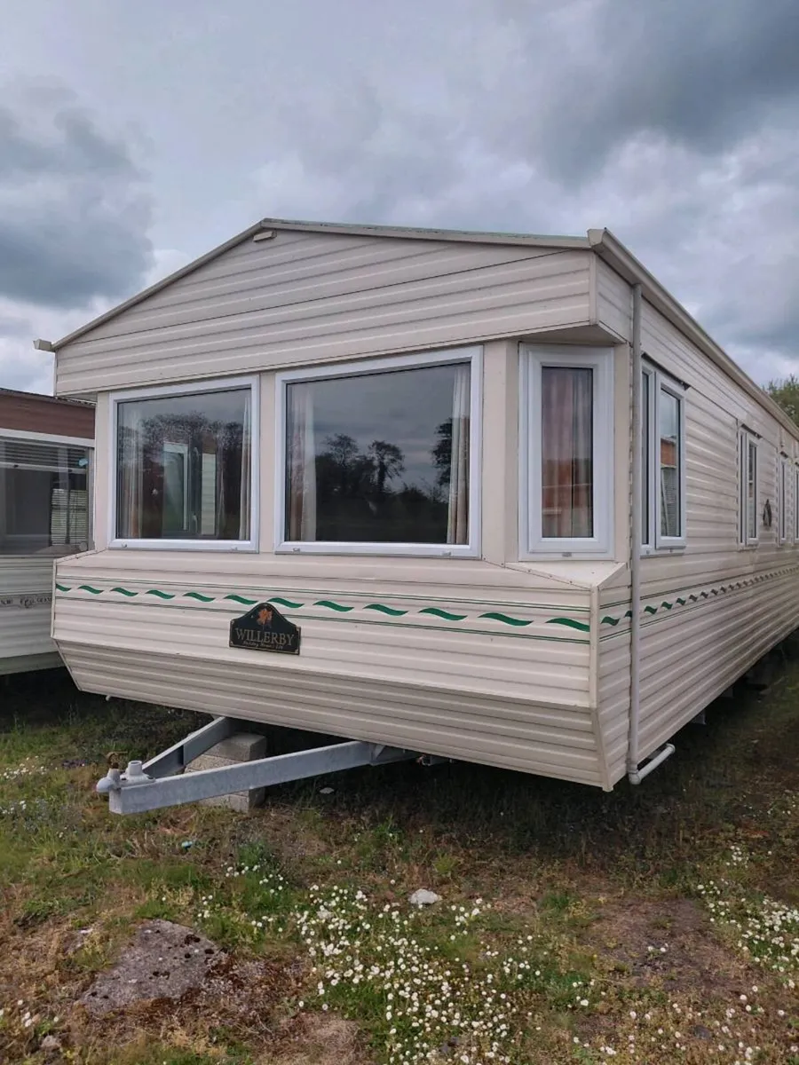 Mobile home - Image 1