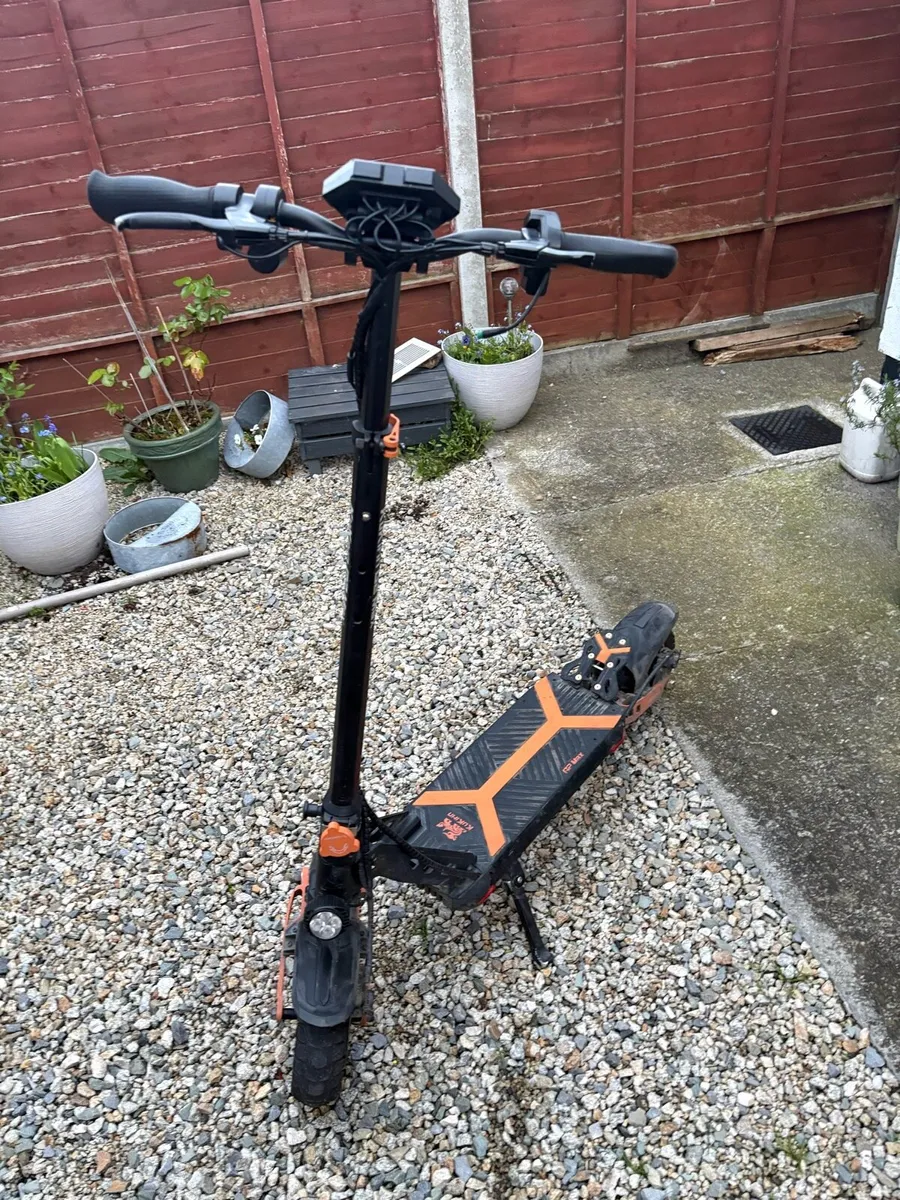 Scooter - Image 1