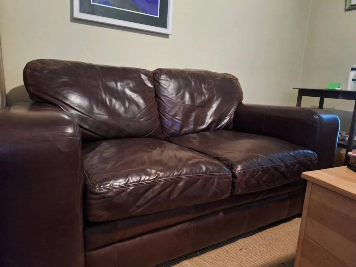 3 piece couch - Image 1