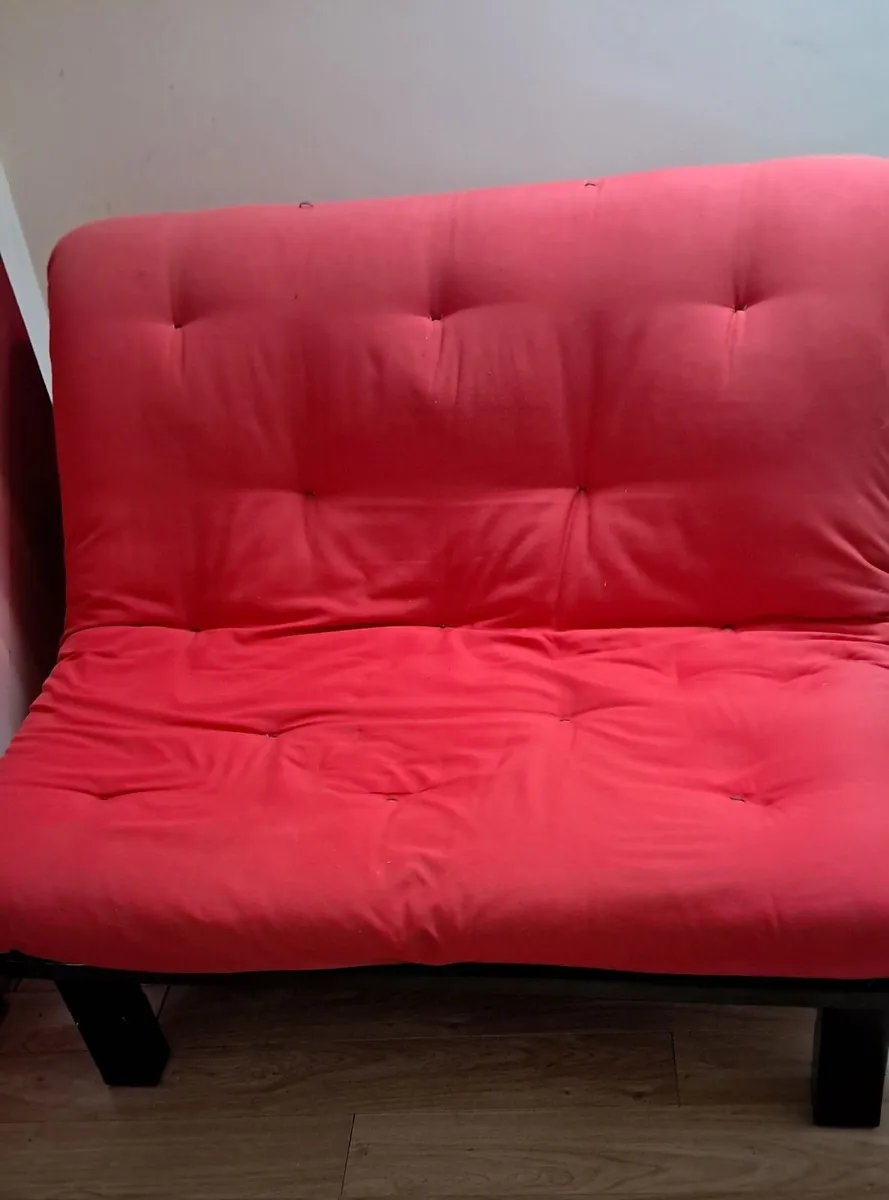 Red Futon: Free, just pick up - Image 1