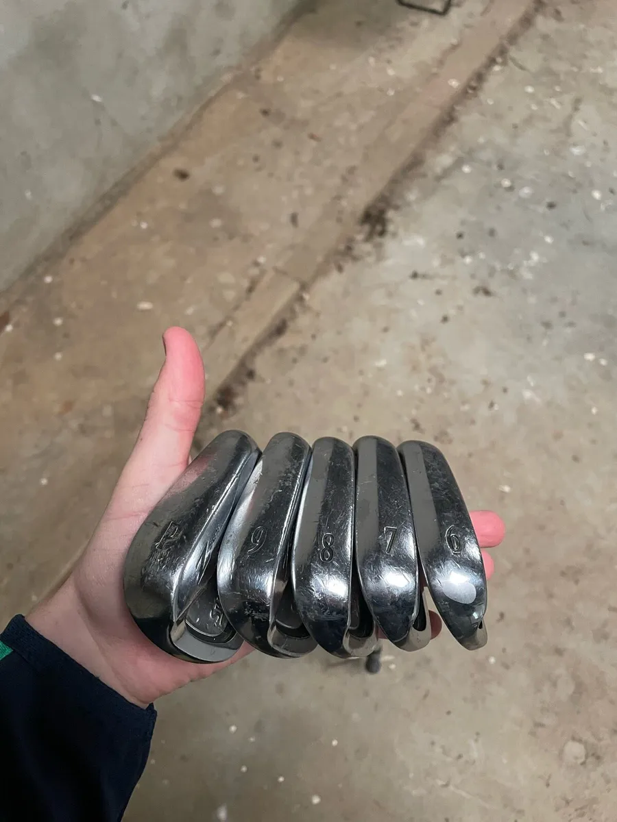 Srixon Z565 Irons - Image 3