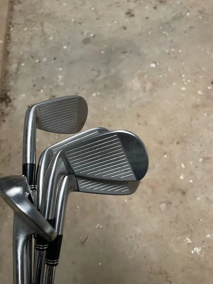 Srixon Z565 Irons - Image 4