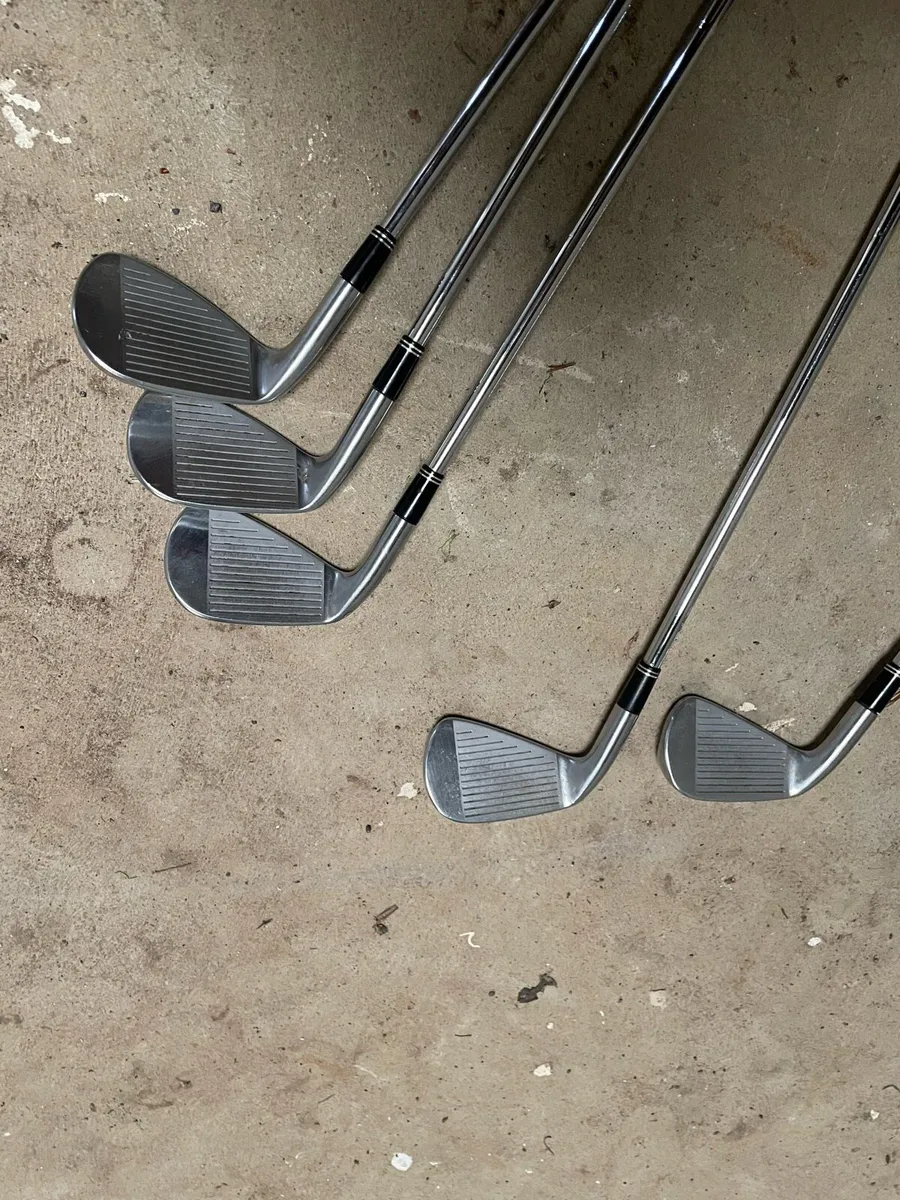 Srixon Z565 Irons - Image 2