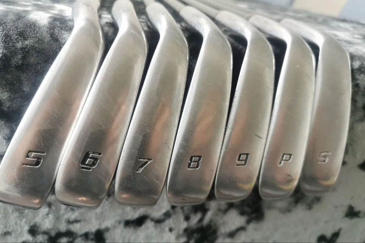 Taylormade X03 Progressive Irons - Image 2