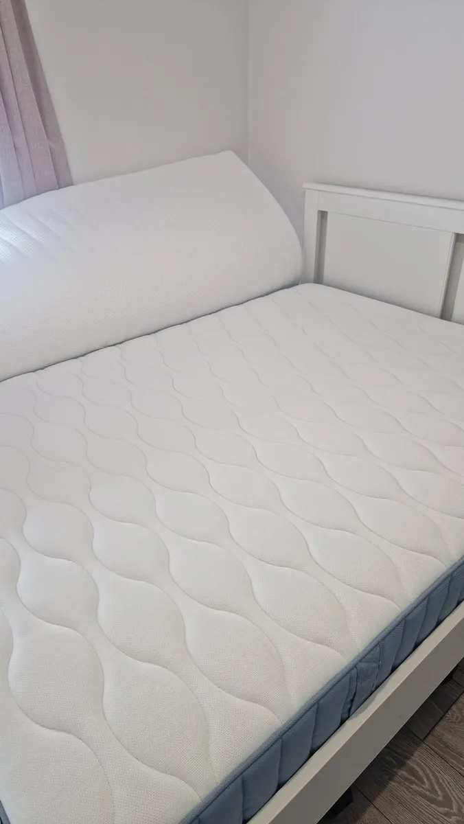 Mattress - Image 2
