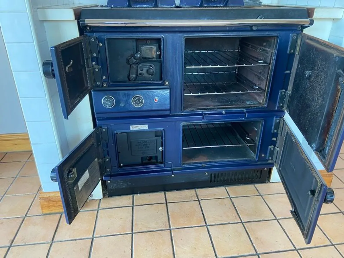 Stanley Oil Fired Range Central Heating Cooker - Image 3