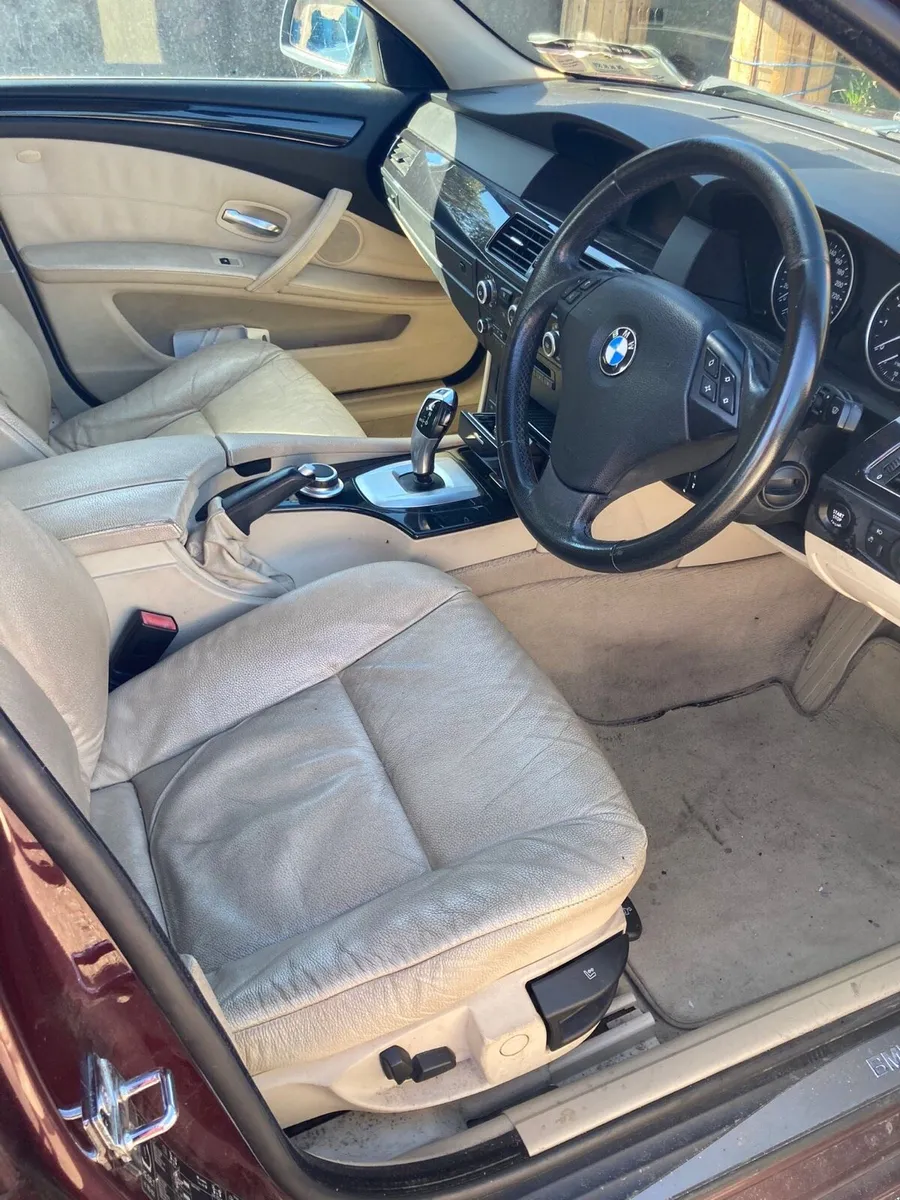 BMW 525i - Image 4
