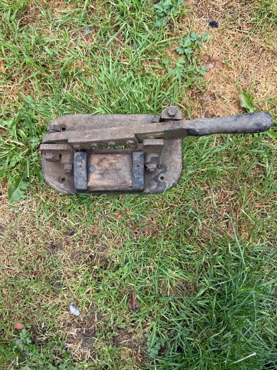 Antique cutter - Image 4