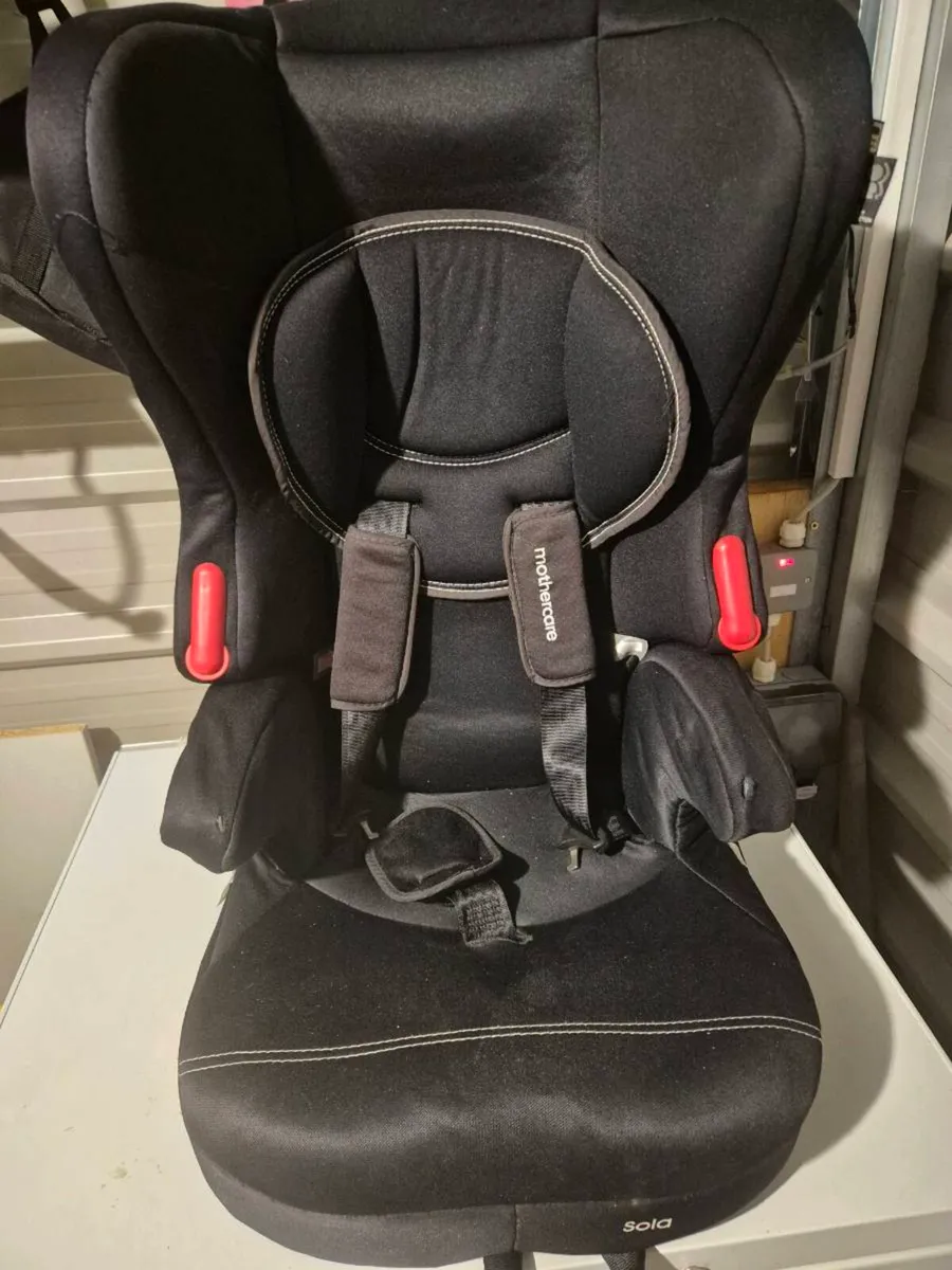 Car seats - Image 3