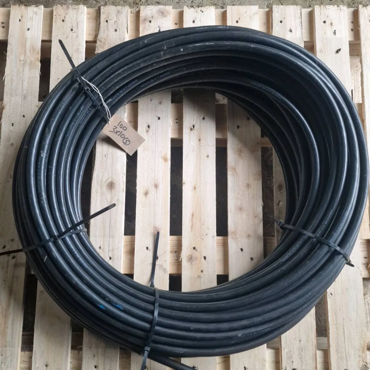 3 x 10sq SWA cable 100 meters - Image 1