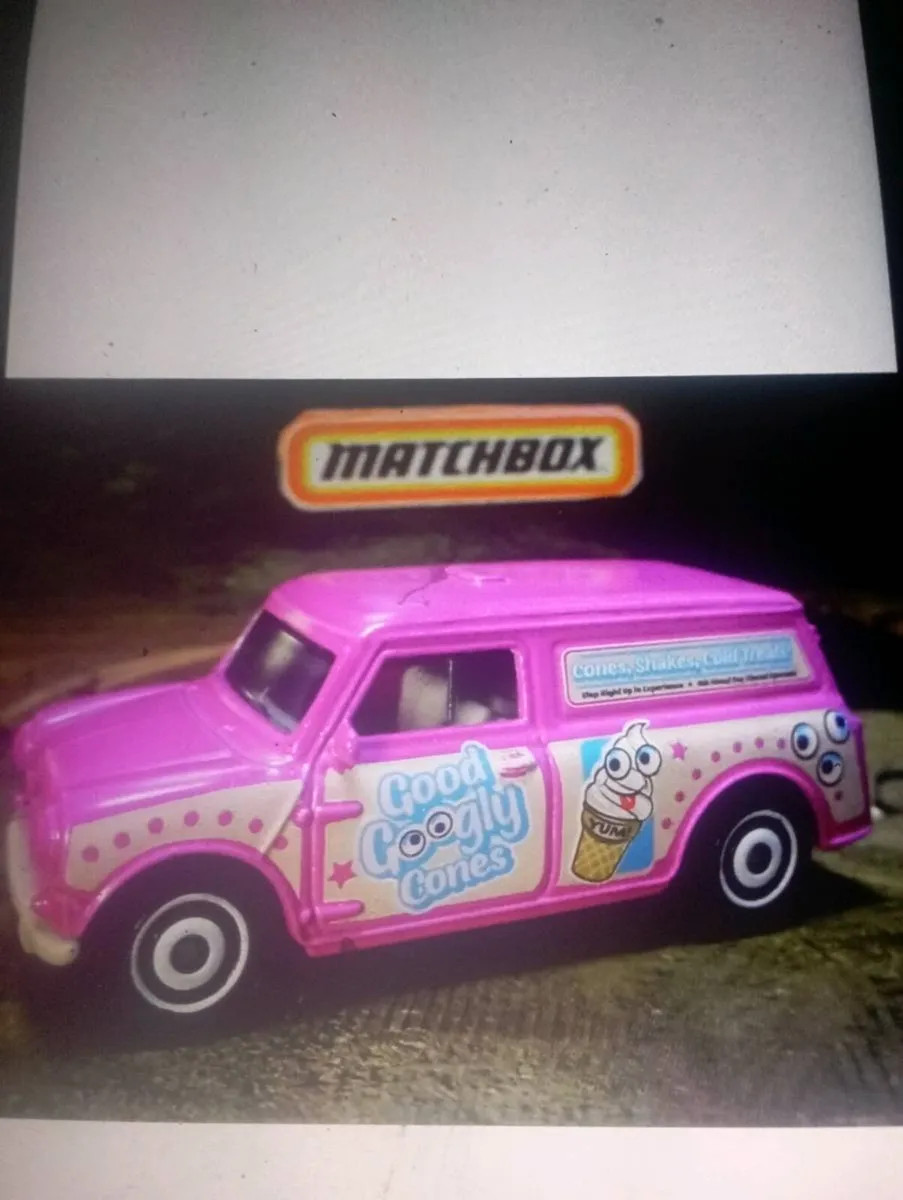 VINTAGE MATCHBOX  AUSTIN MINI 1965 VAN. - Image 2