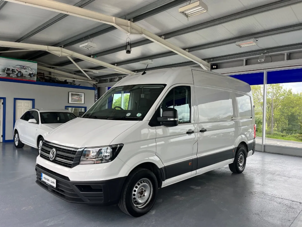 Volkswagen Crafter 30 MWB 140HP M MANUAL 6SPEED FW - Image 1