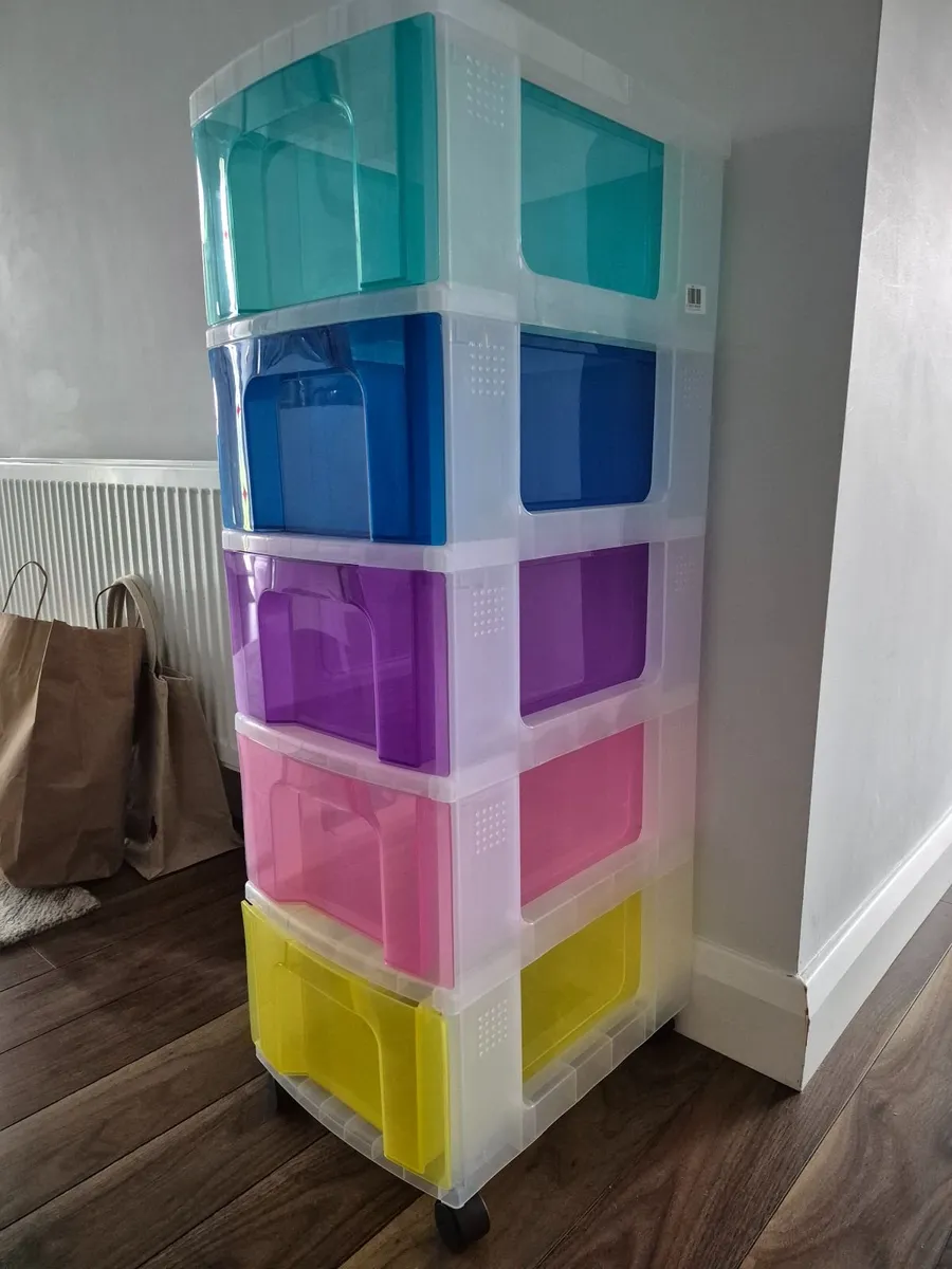 Plastic storage tower - Image 2