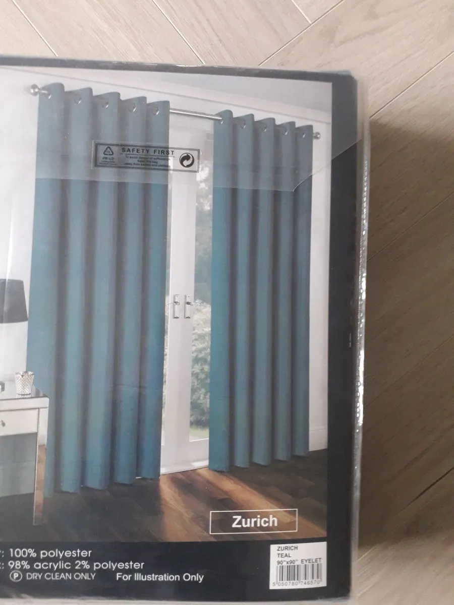 Curtains - Image 1