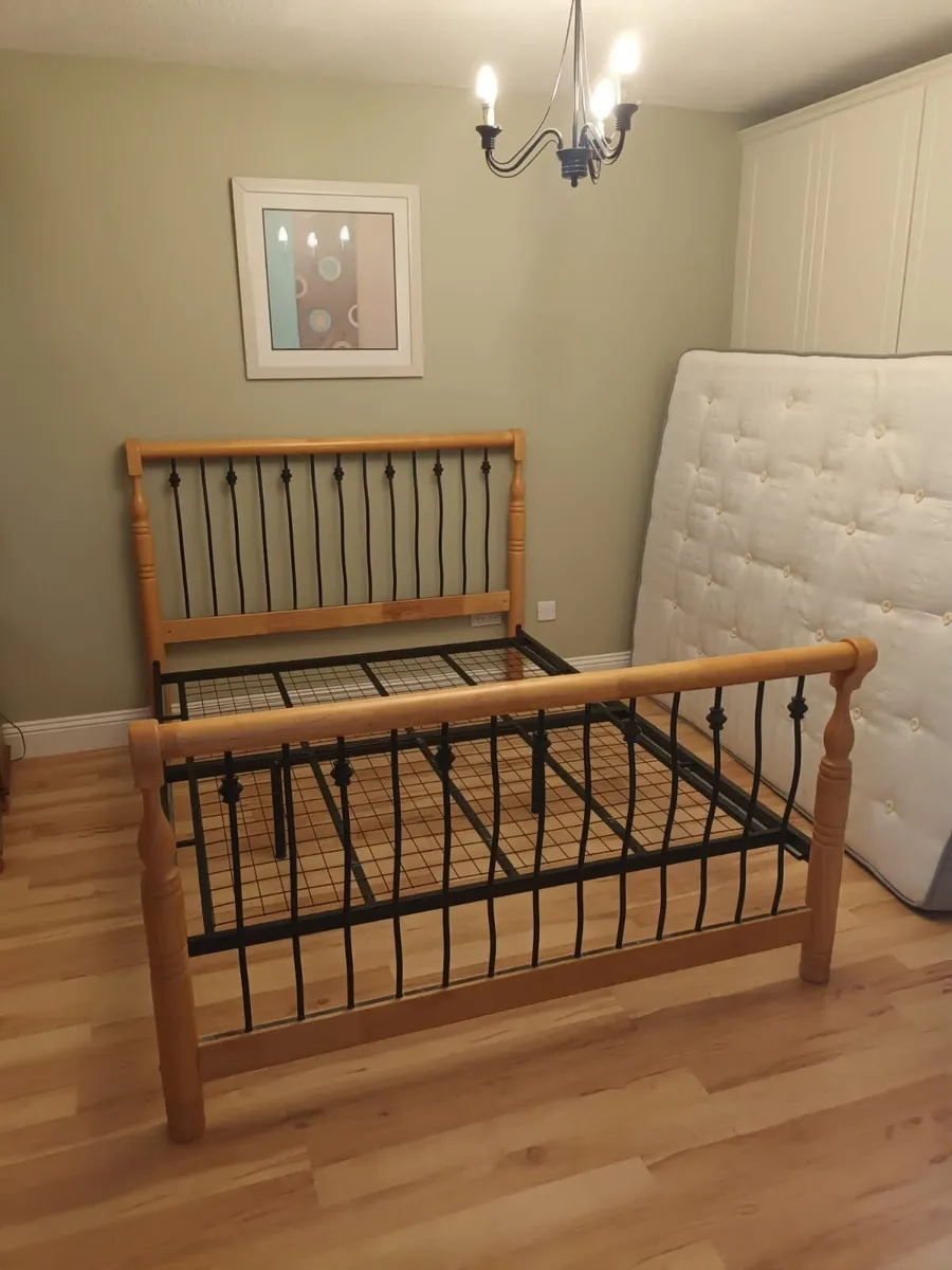 King size bed frame - Image 2