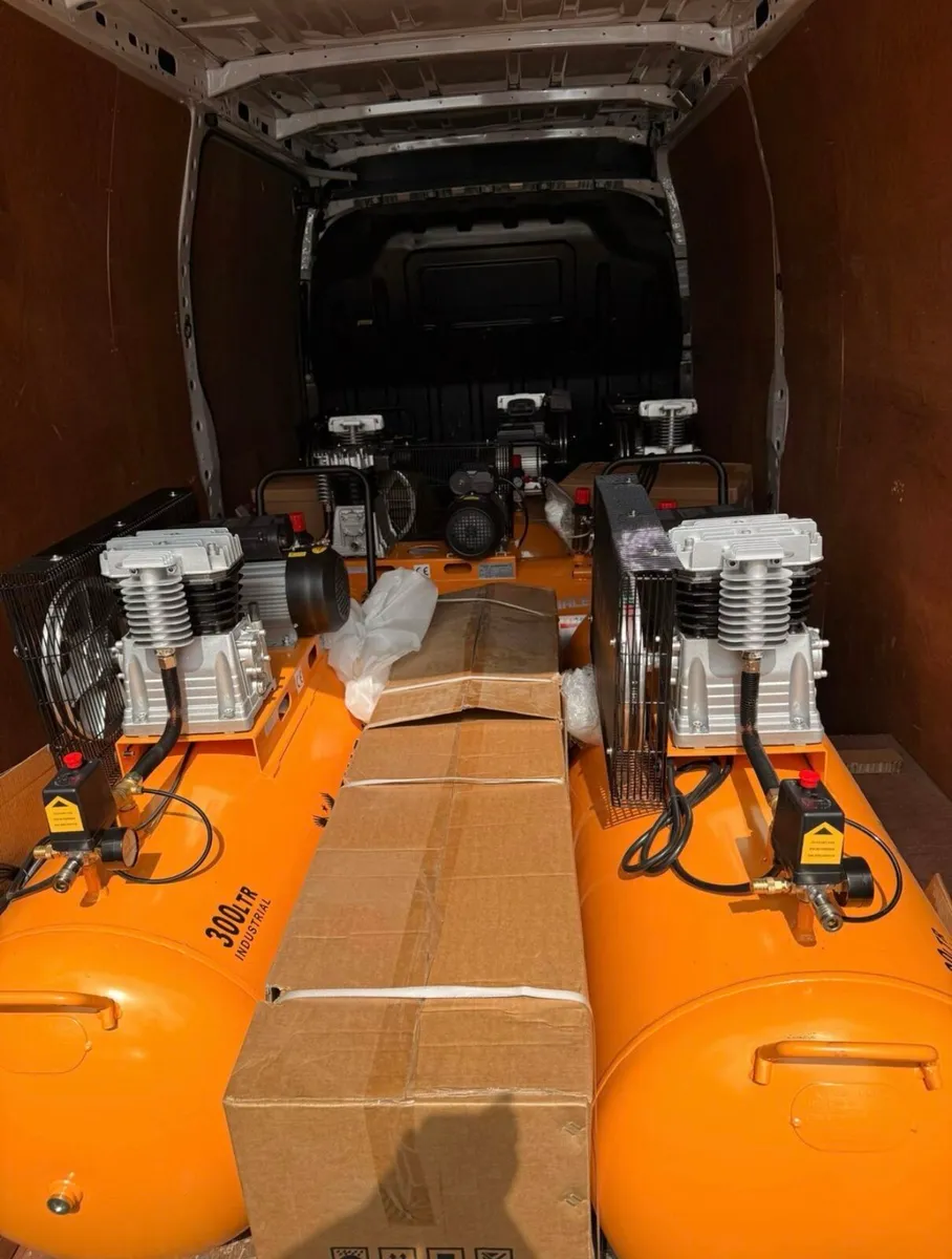 BRAND NEW 200l INDUSTRIAL USE AIR COMPRESSOR - Image 4