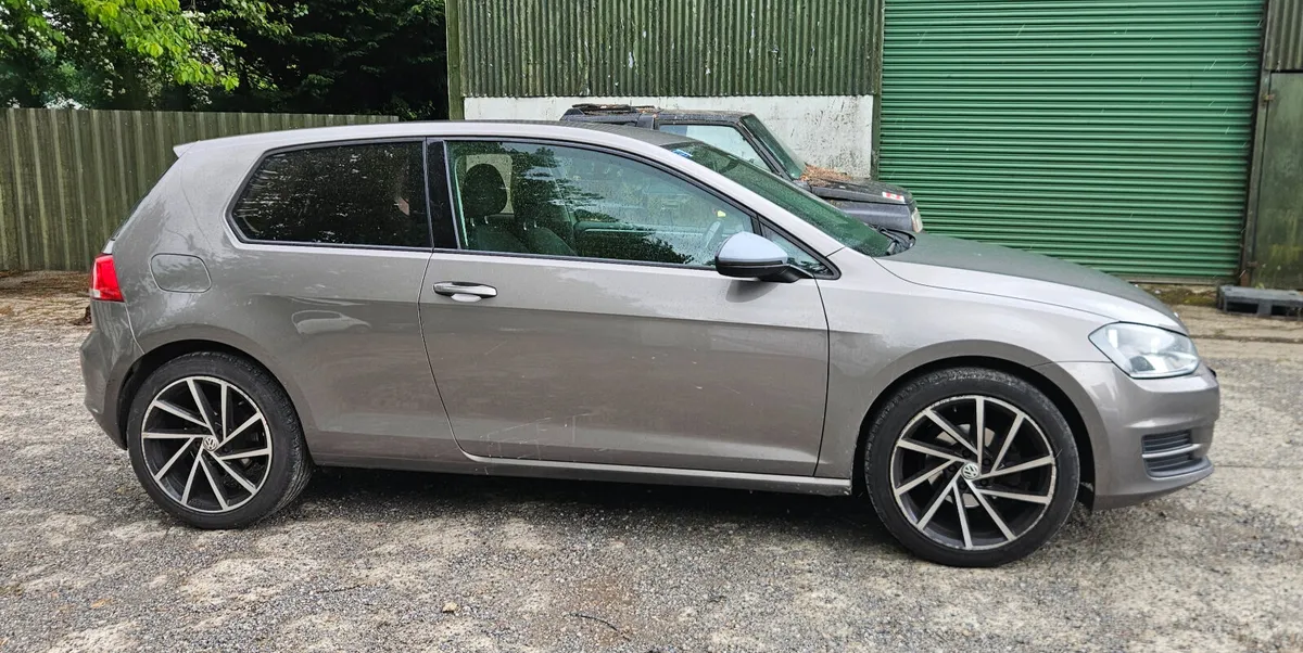 Vw Golf 2015 1.2 TSI 3DR 85HP Trendline - Image 1
