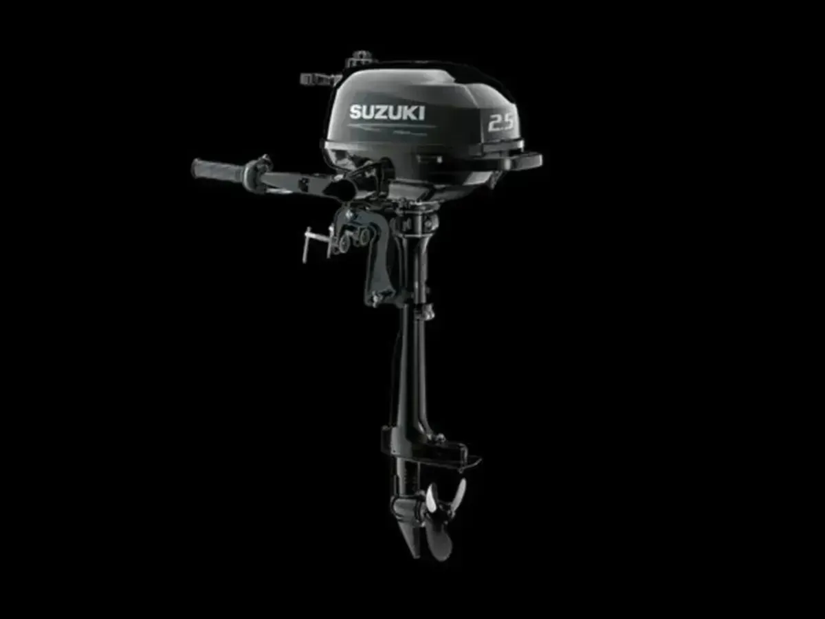 Suzuki Outboard Engines - Image 4