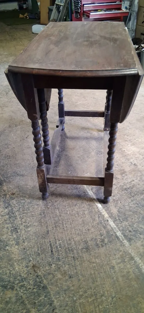 Antique table - Image 1