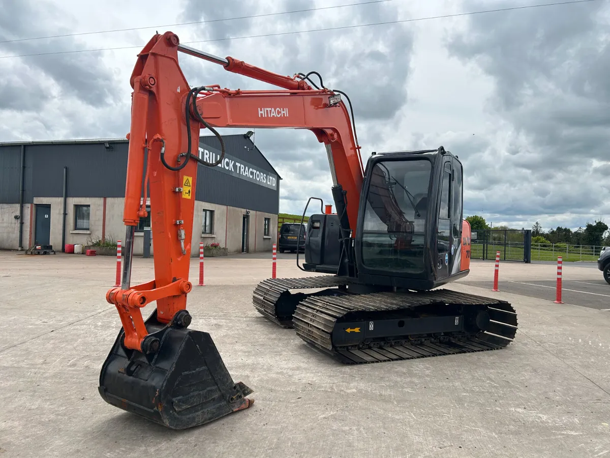 2015 Hitachi Zaxis 70 C/W New 1 Metre Pads - Image 3