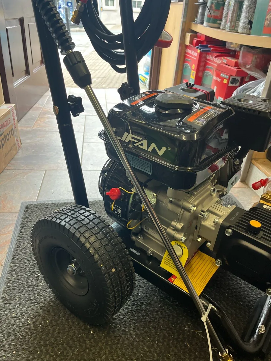 Pro Plus Petrol Pressure Washer - Image 4