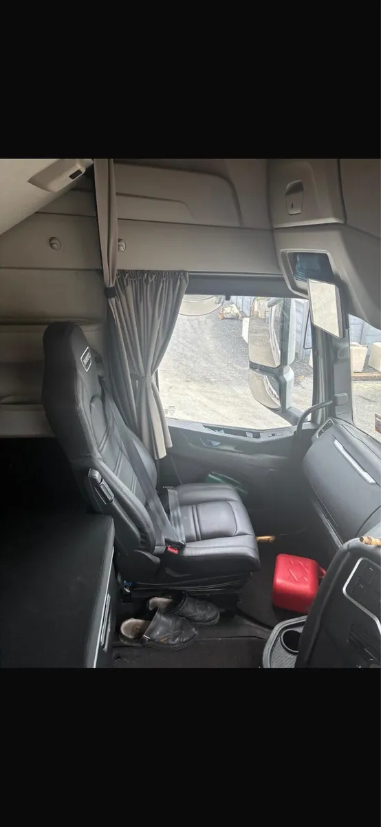 Iveco S way - Image 4