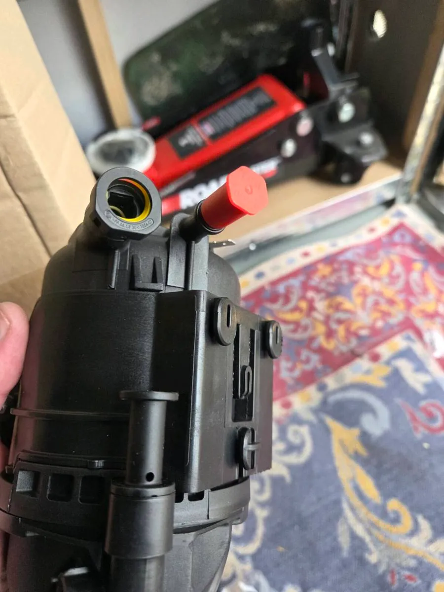 Genuine Jaguar Fuel Filter - Image 2