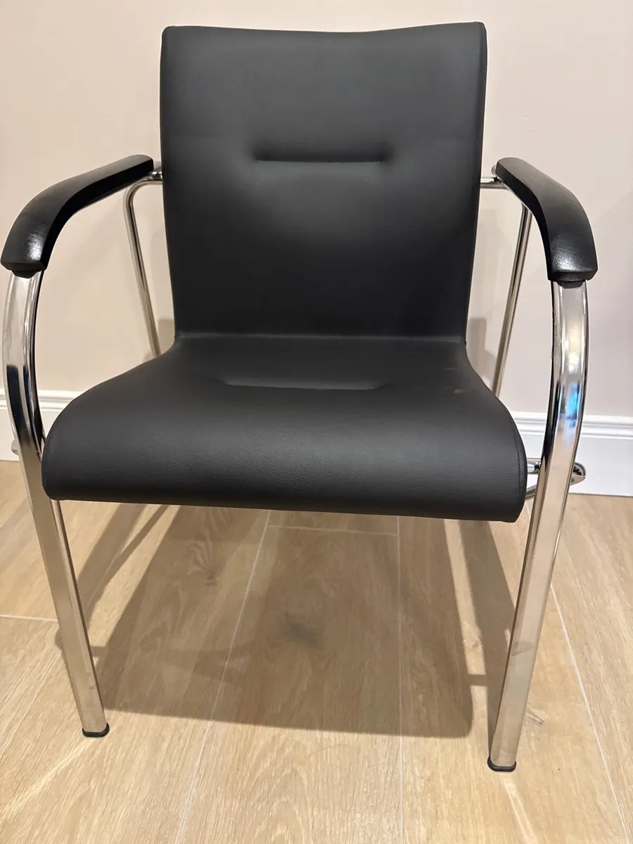 Office chairs (2) - Image 1