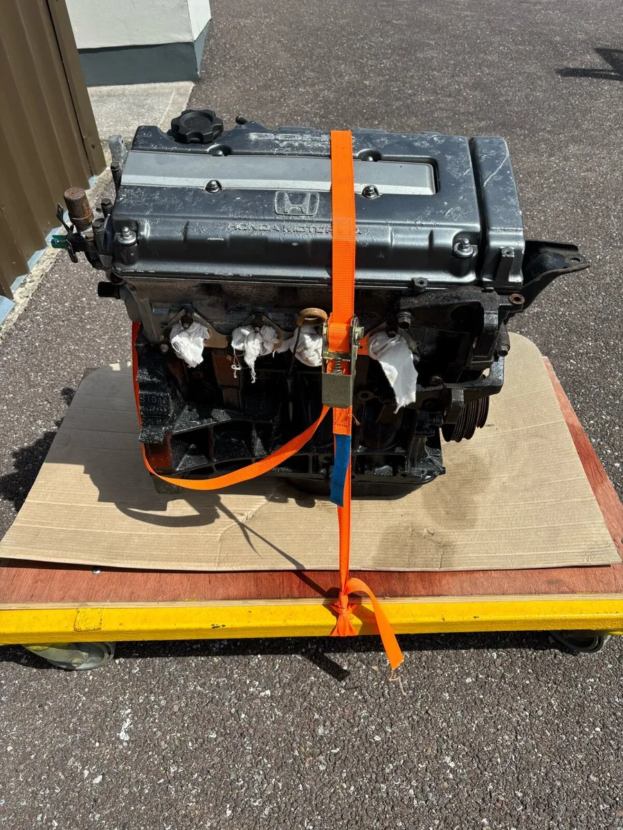 Honda B16A Engine - Image 1