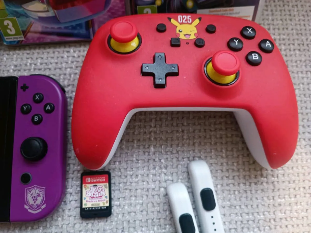 Nintendo switch OLED - Image 4