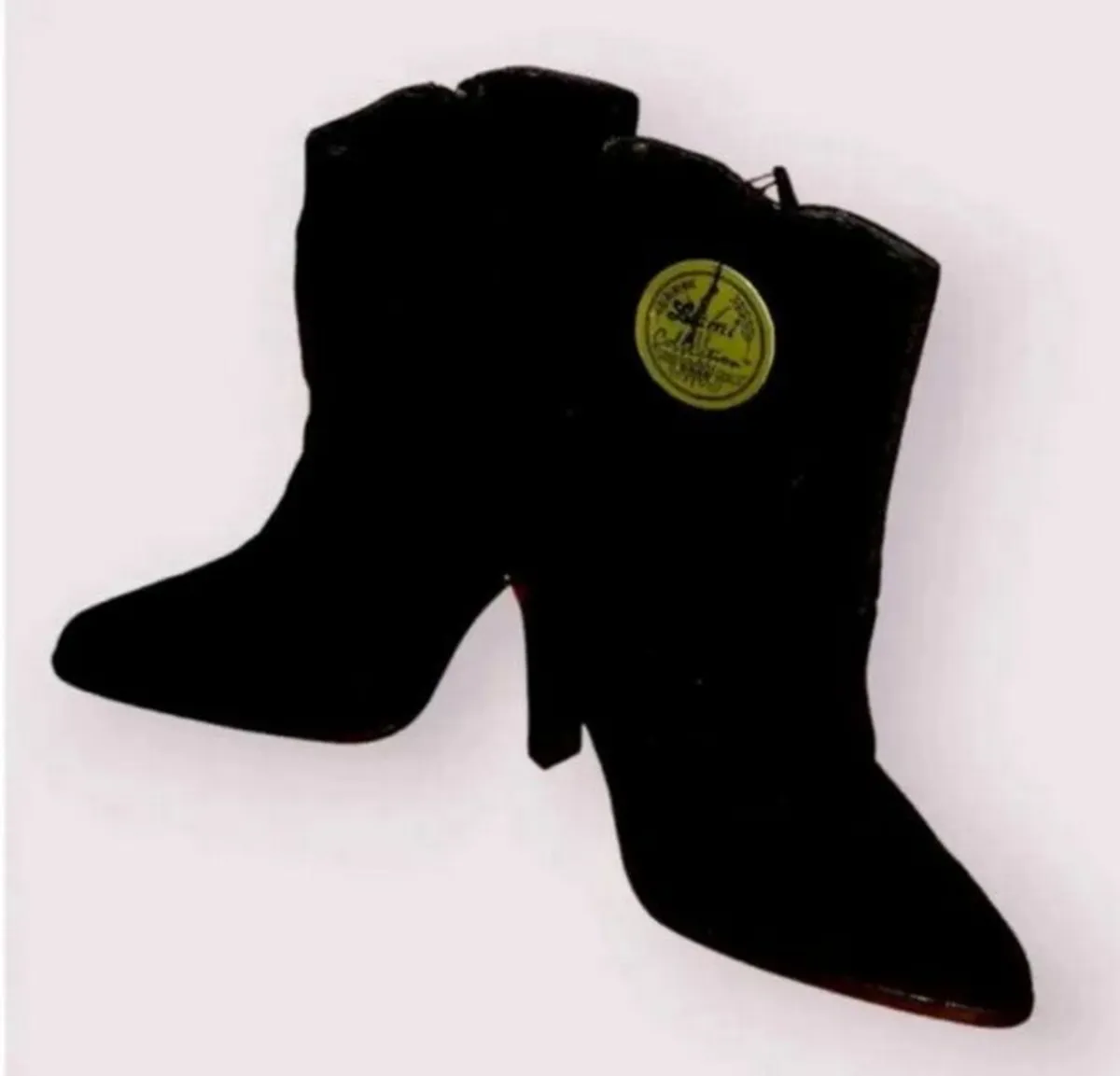 BNWT 'Harrods In Store' Boots Zip-up sides Leather - Image 3