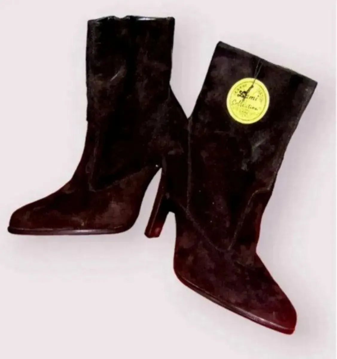 BNWT 'Harrods In Store' Boots Zip-up sides Leather - Image 4
