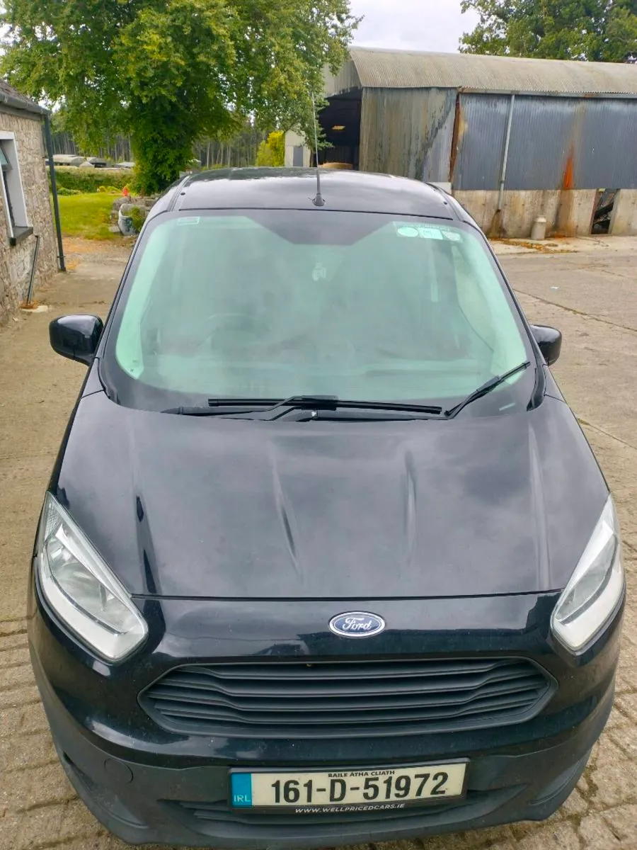 Van - Image 2