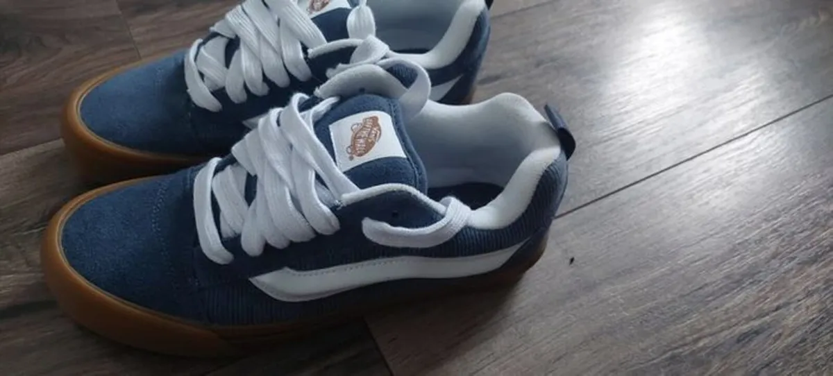 Vans Womens shoes - Image 2