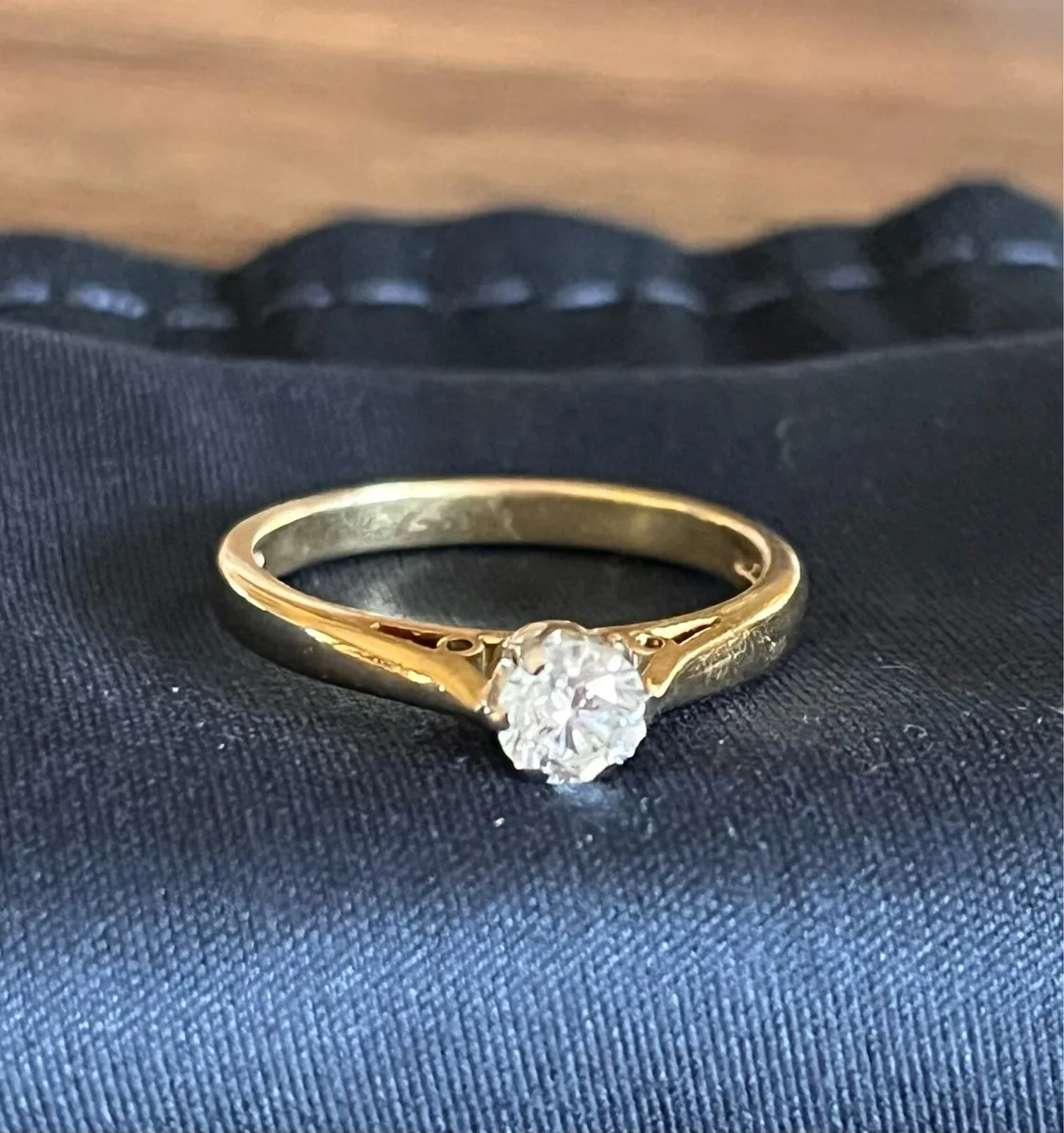 Antique Natural 0.65 ct Solitaire Engagement Ring - Image 1