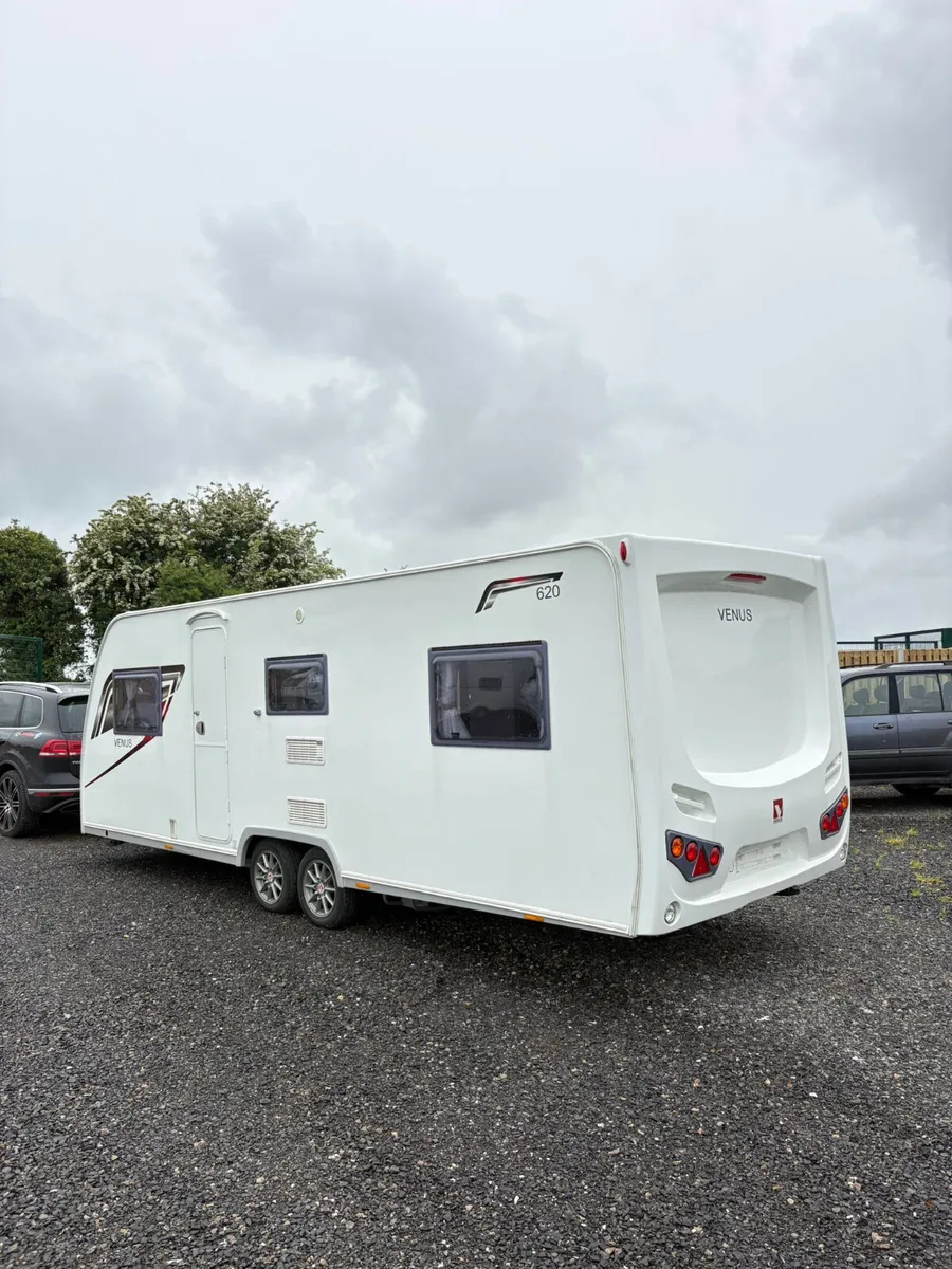 2019 Venus 6 Berth Fixed Bed Caravan - Image 3