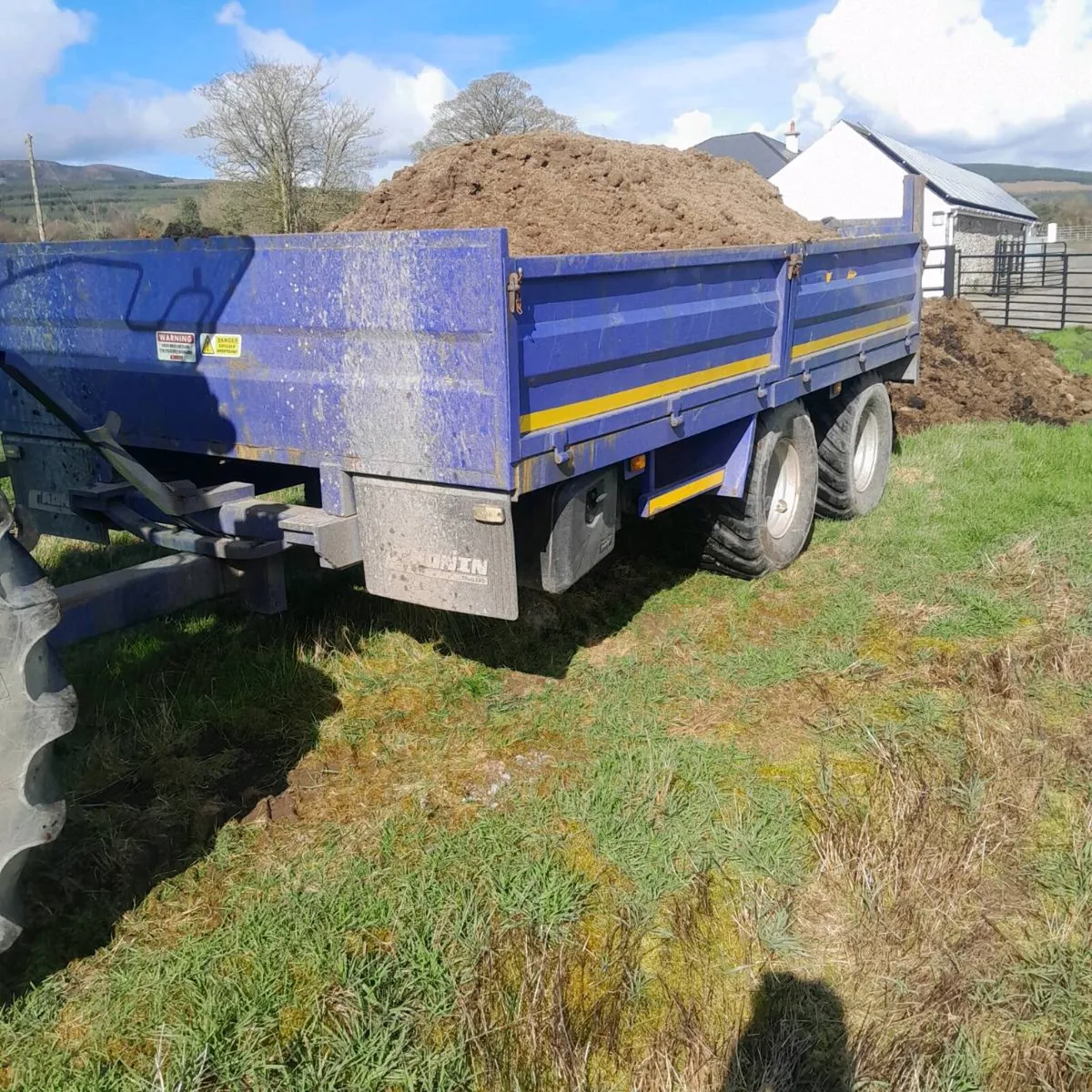 Topsoil delivered - Image 1