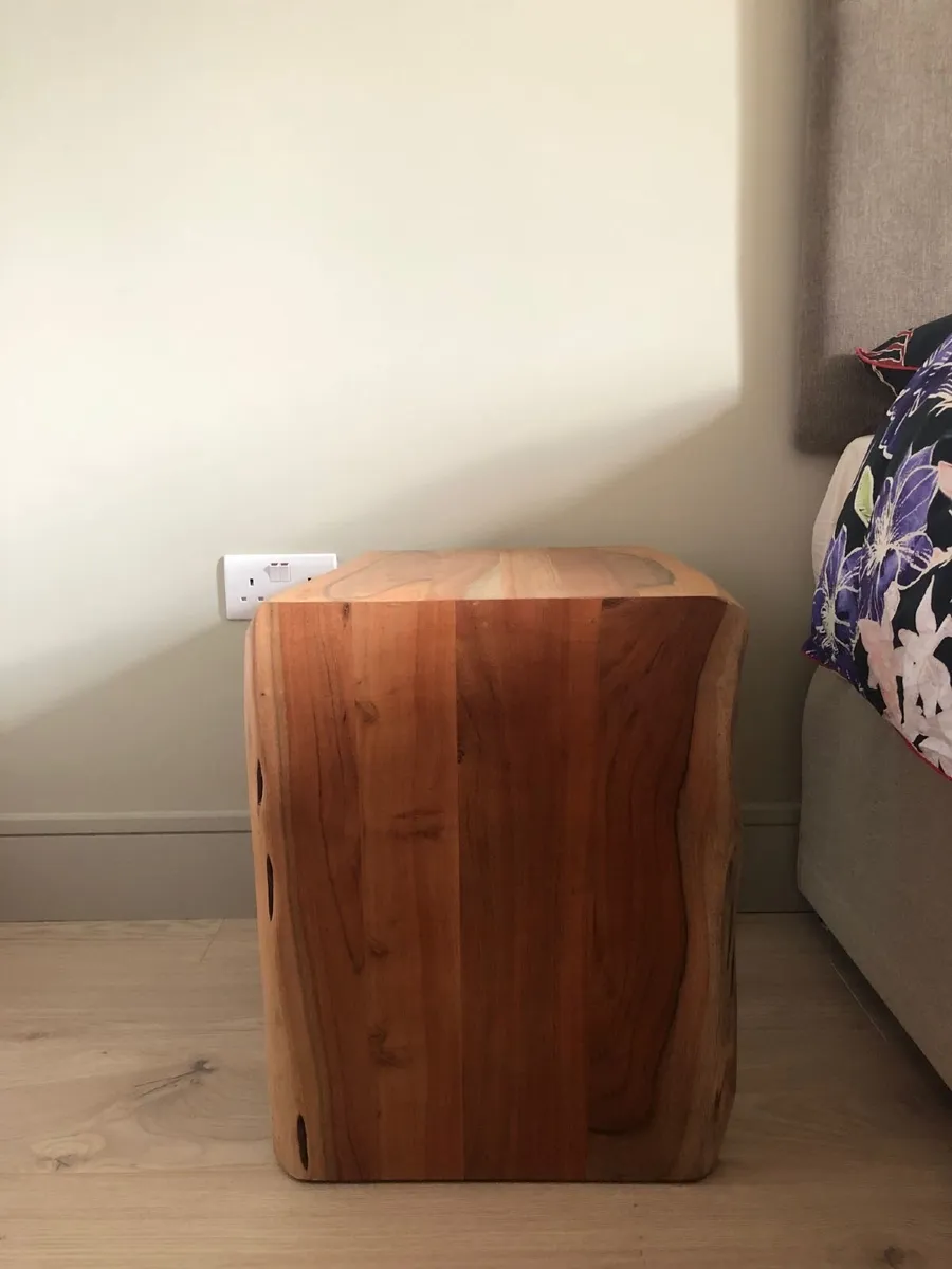 small wood table - Image 3