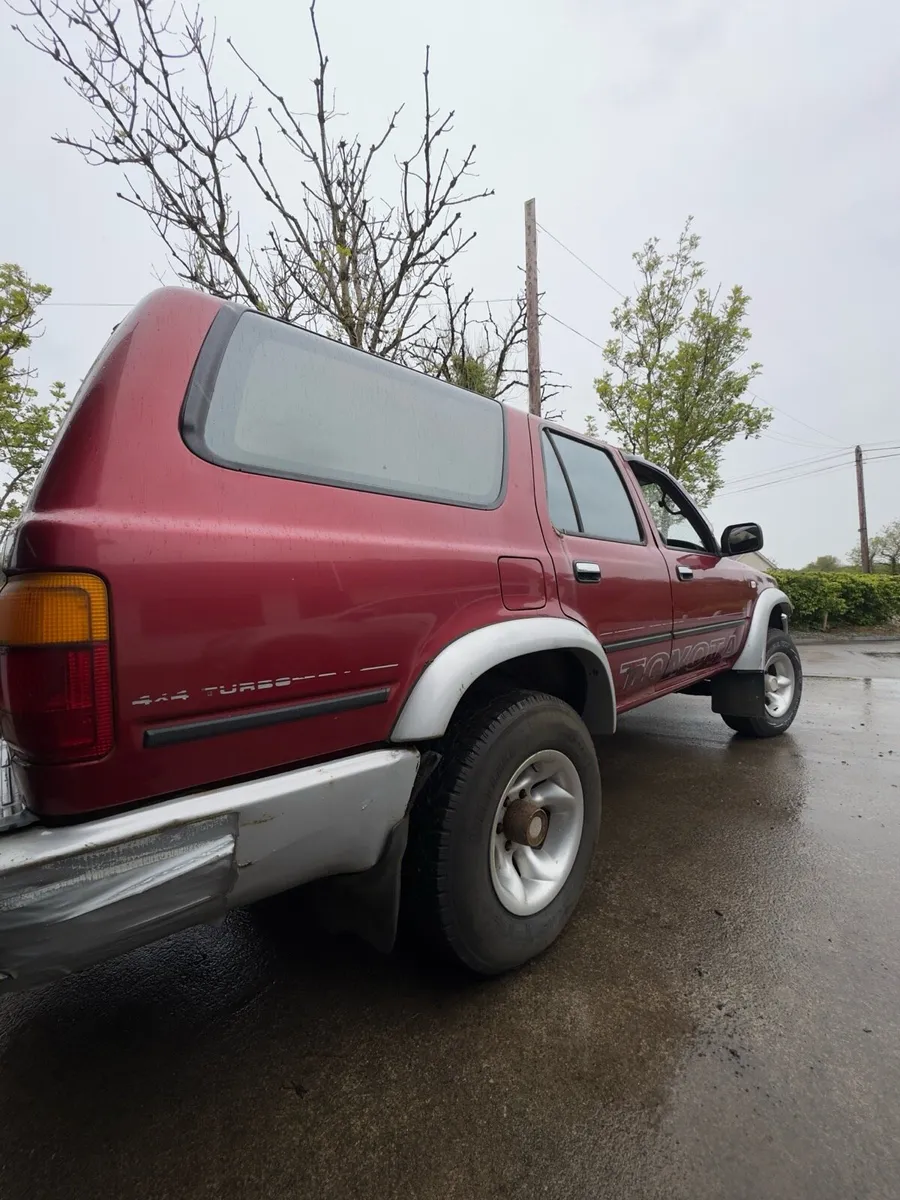 Toyota Hilux Surf 1992. 2.4 Litre Turbo - Image 3