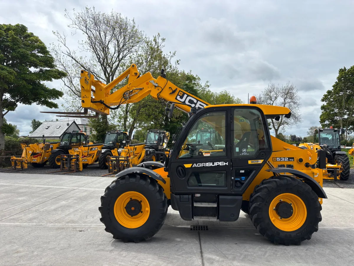 2022 JCB 532-70    AGRI SUPER - Image 2