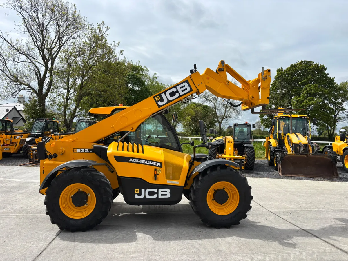 2022 JCB 532-70    AGRI SUPER - Image 4