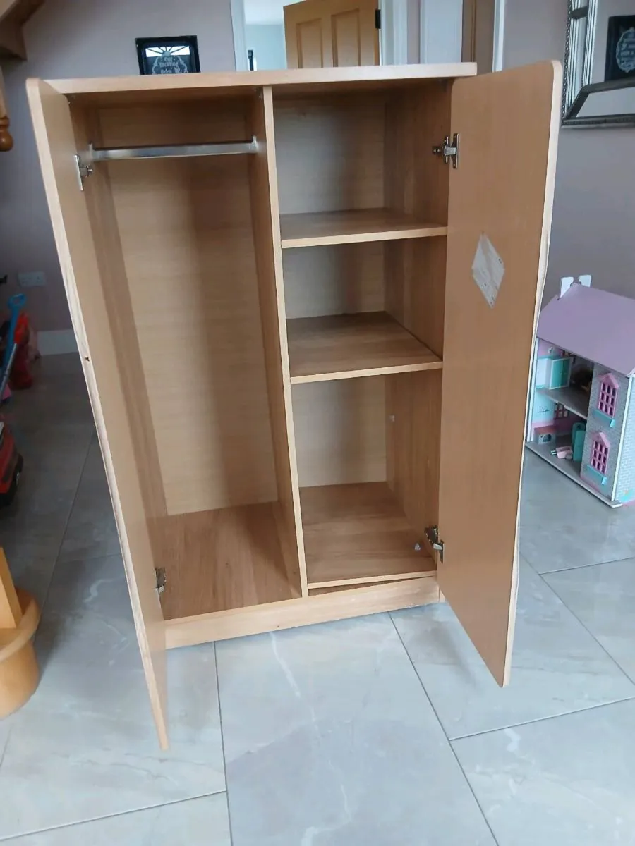 Wardrobe - Image 3
