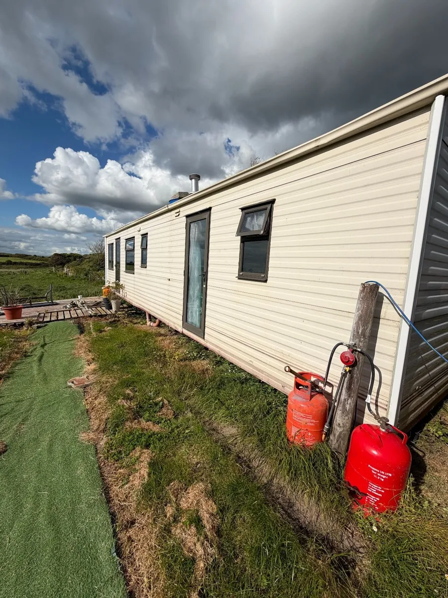 Mobile Home - Image 1