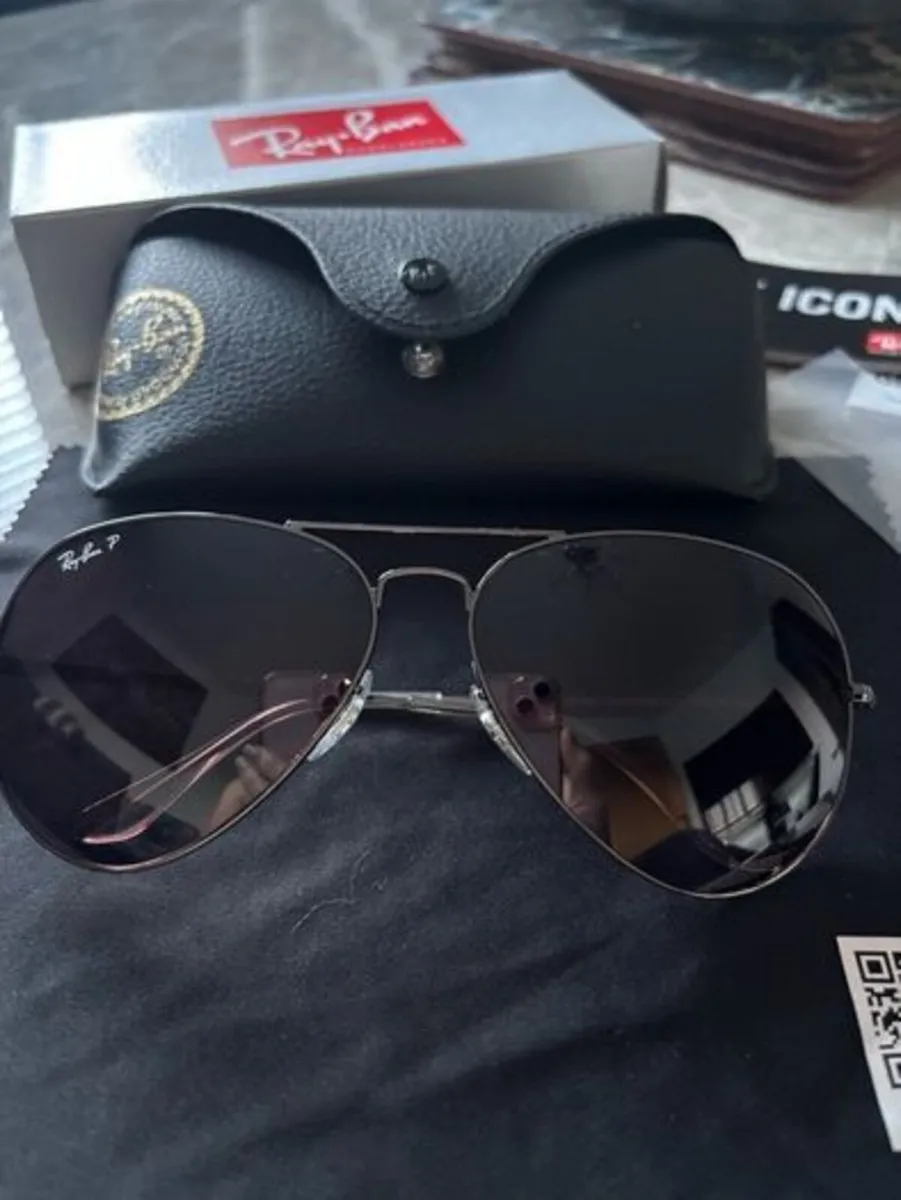 Ray Ban RB3689 Sunglasses Gunmetal Polarised 62mm - Image 2