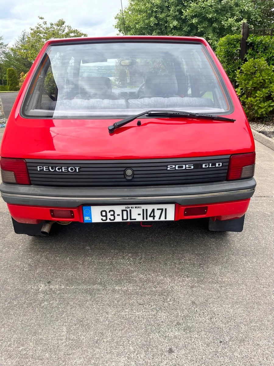 Peugeot 205 GLD - Image 3